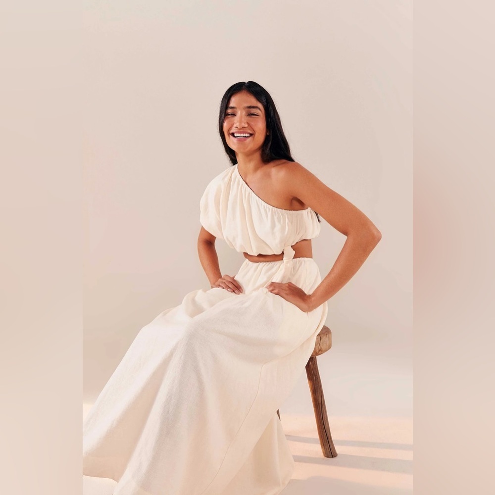 FARM RIO - One-Shoulder Cut-Out Maxi Dress - Picture 8 of 16